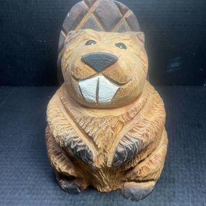 VINTAGE HANDCARVED WOODEN BEAVER FROM COLORADO Approx 10” 4lbs